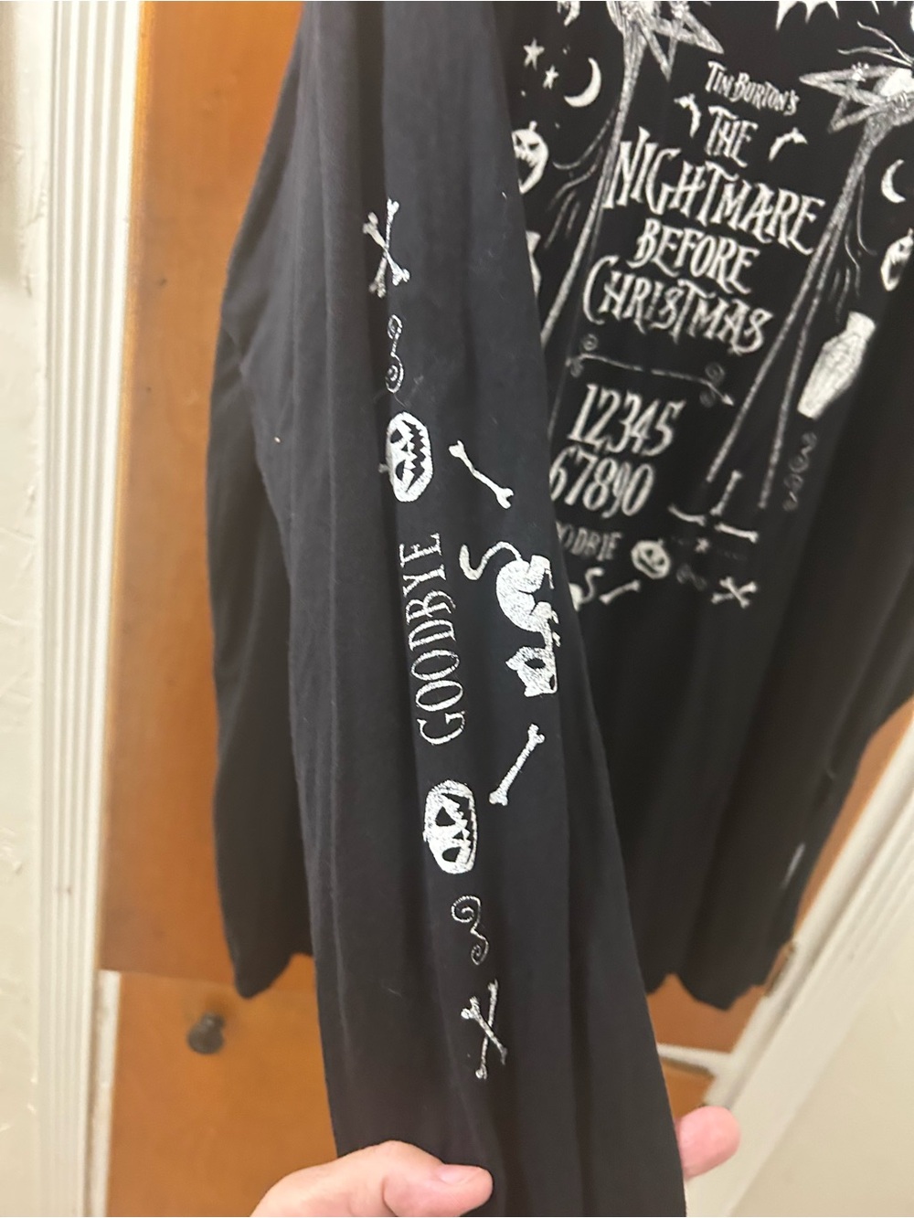 Disney Black The Nightmare Before Christmas Long-Sleeve Graphic Tee - Picture 7 of 7